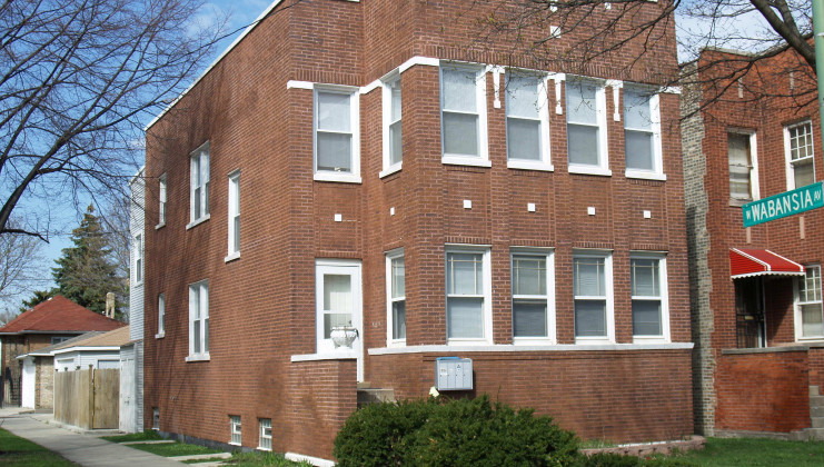 1700 n meade ave, chicago, il 60639