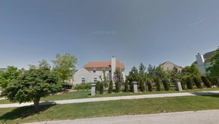 401 farmwood ct, round lake, il 60073