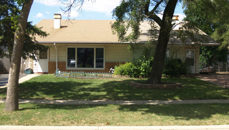 280 grissom ln, hoffman estates, il 60169