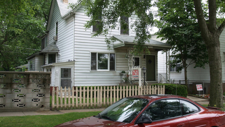 12833 sacramento ave, blue island, il 60406