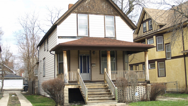 5934 w erie st, chicago, il 60644