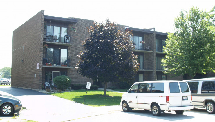12820 s kenneth ave #h6, alsip, il 60803