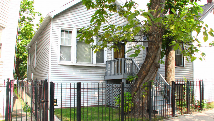2922 e 78th pl, chicago, il 60649