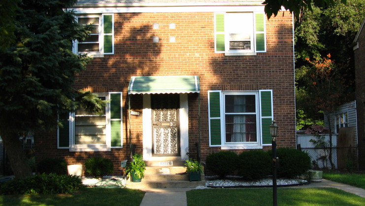 10026 s luella, chicago, il 60617