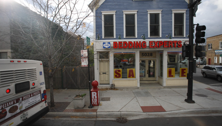 5028 n clark st, chicago, il 60640