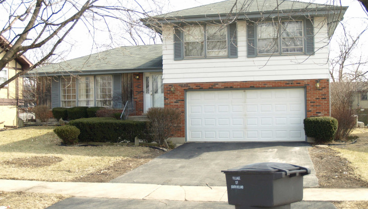 15929 woodlawn east ave, south holland, il 60473