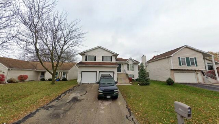 1074 bothwell cir, bolingbrook, il 60440