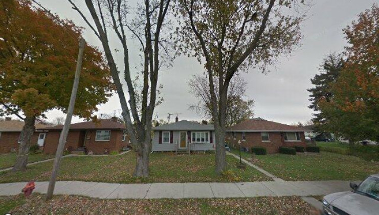 1208 highland ave, joliet, il 60435