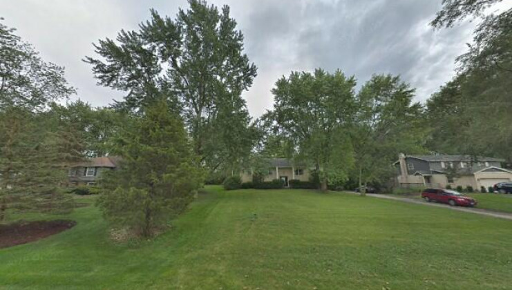16w611 hillside ln, willowbrook, il 60527