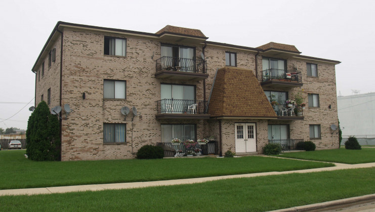 7702 w 87th pl unit 6, bridgeview, il 60455