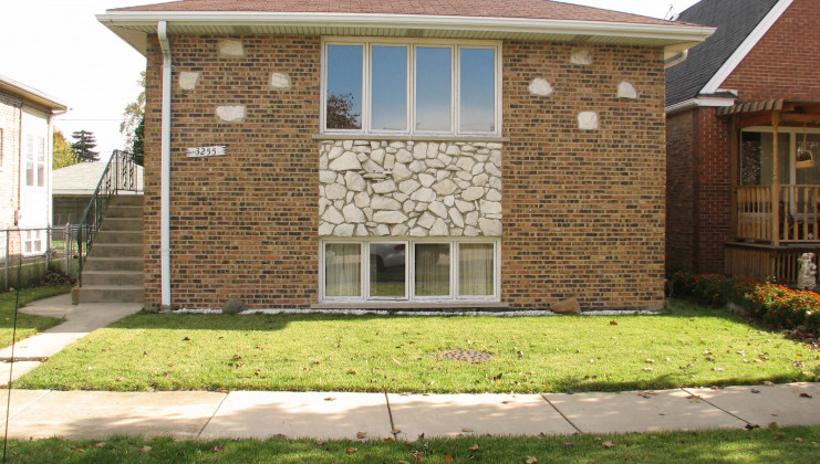 3255 s 61st ct, cicero, il 60804
