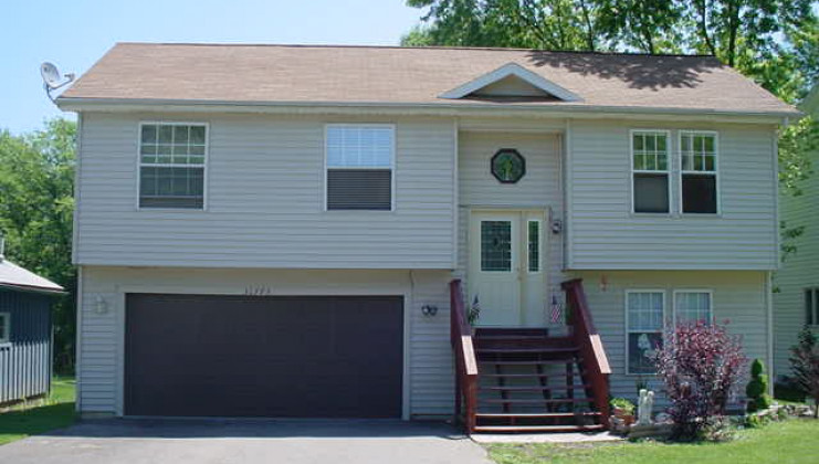 31773 hillside dr, lakemoor, il 60051