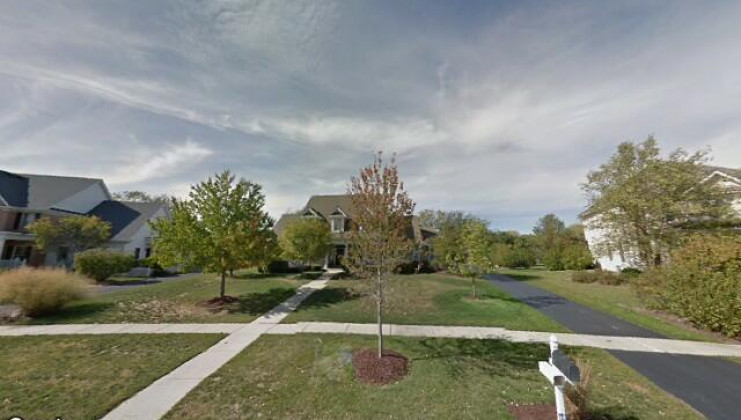 39w928 n robert frost cir, saint charles, il 60175