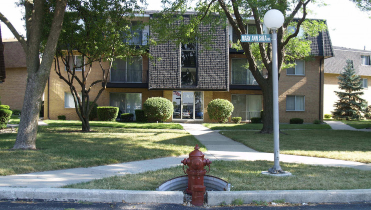 4909 w 109th st unit 204, oak lawn, il 60453
