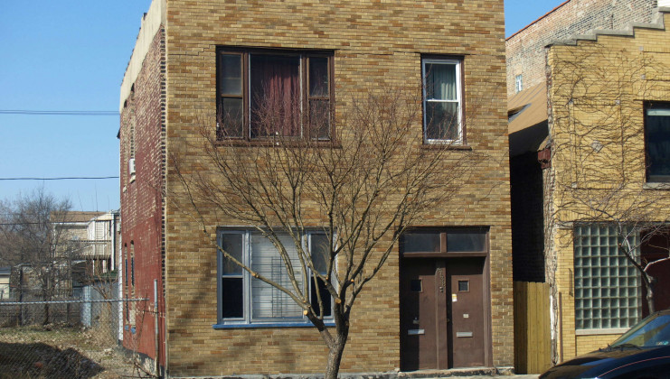 2738 w chicago ave, chicago, il 60622