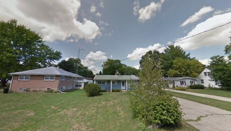 105 maple ave, woodstock, il 60098