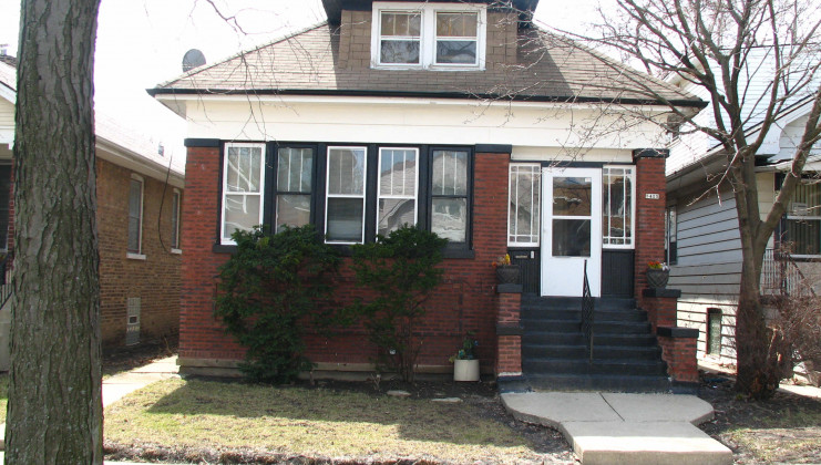 5425 w kamerling ave, chicago, il 60651
