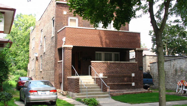 2614 e 78th st, chicago, il 60649
