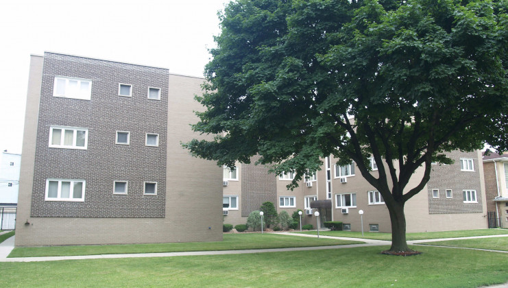 8121 s king dr #a1, chicago, il 60619