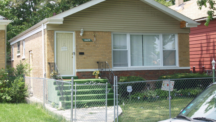 10428 s indiana ave, chicago, il 60628