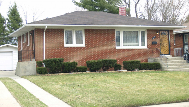339 clyde ave, calumet city, il 60409