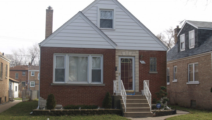 329 granville ave, bellwood, il 60104