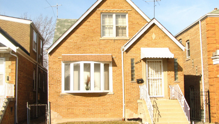 7224 s francisco ave, chicago, il 60629