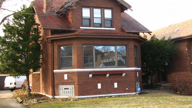1715 w 94th st, chicago, il 60643
