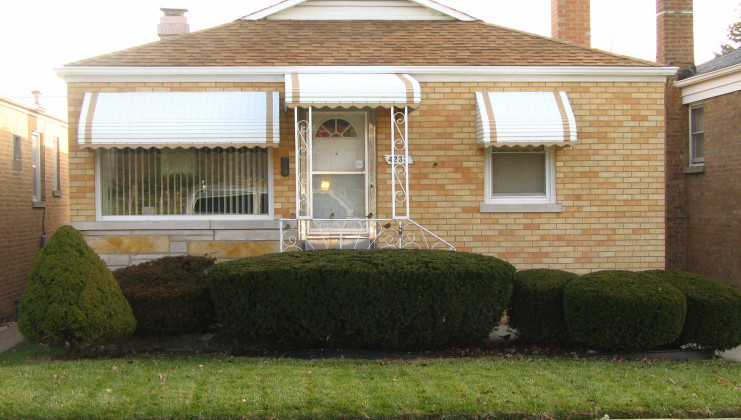 4233  east ave, stickney, il 60402