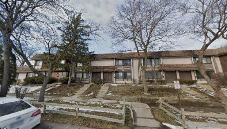 1247 san simeon dr, hanover park, il 60133