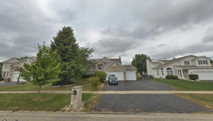 703 blossom ct, oswego, il 60543