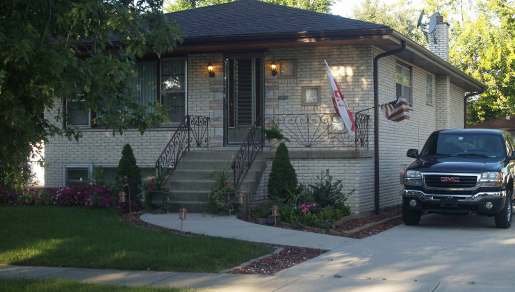 8210 s lorel, burbank, il 60459