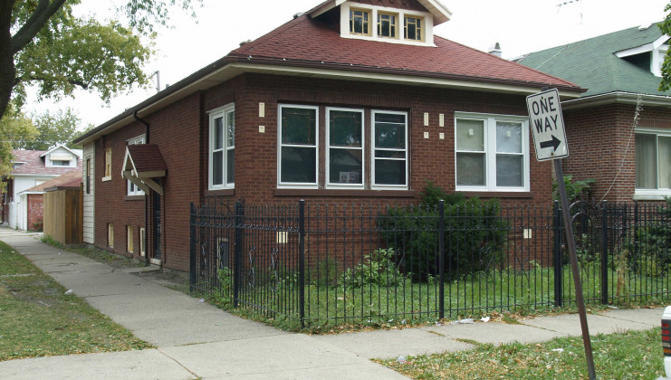 6201 s mozart st, chicago, il 60629
