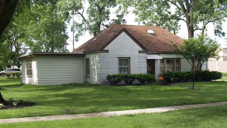 1665 farwell ave, des plaines, il 60018
