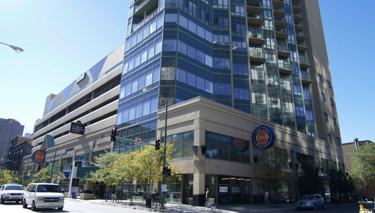 111 w maple st unit 1401, chicago, il 60610