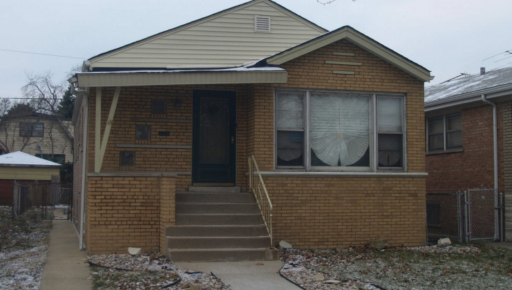 9326 s calumet ave, chicago, il 60619