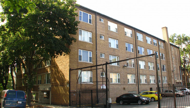 2424 w estes ave unit 1g, chicago, il 60645