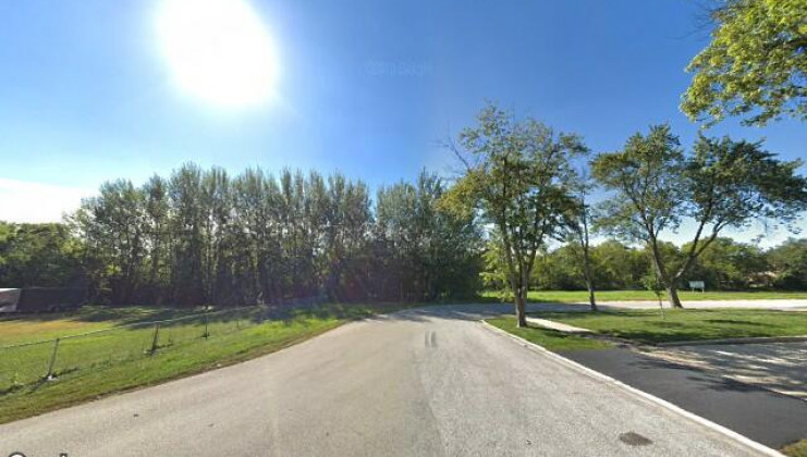 1034 s ellsworth ave, addison, il 60101