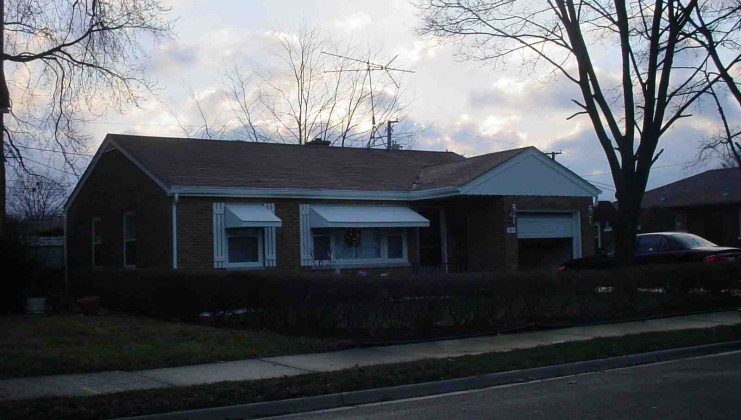 103 burton st, waukegan, il 60085