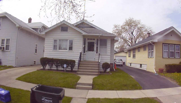146 s elmwood ave, waukegan, il 60085