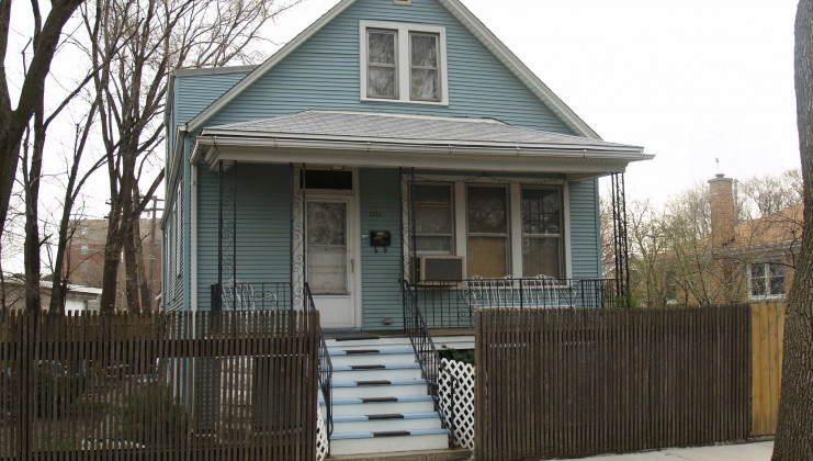 2215 n moody ave, chicago, il 60639