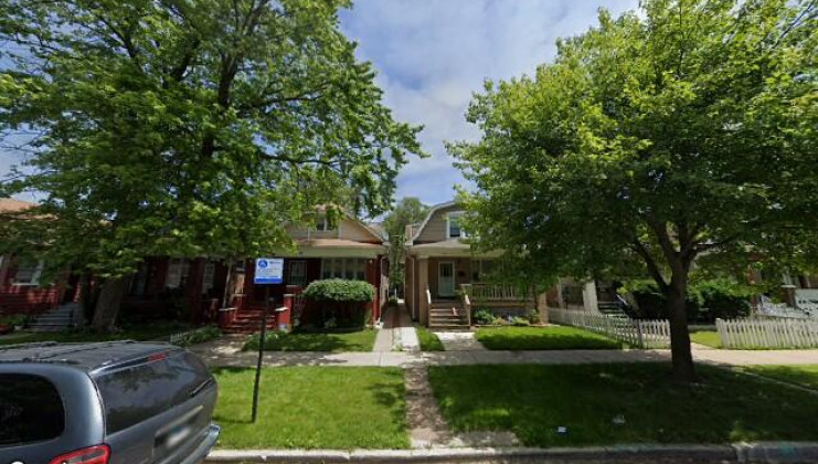 7939 s colfax ave, chicago, il 60617
