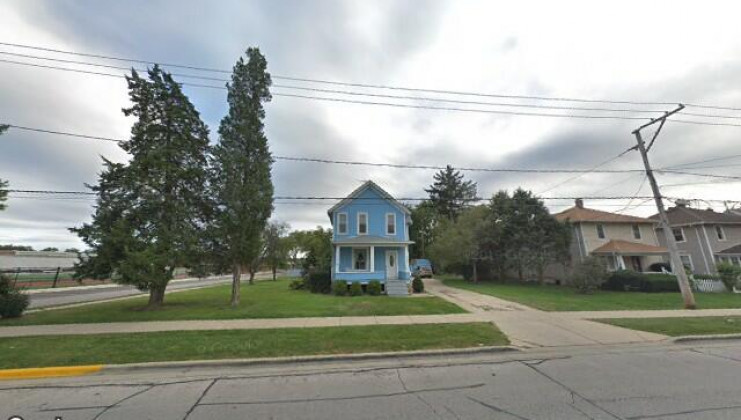 735 fifth ave, aurora, il 60505