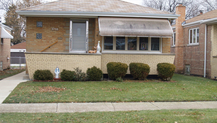 5755 s mayfield ave, chicago, il 60638