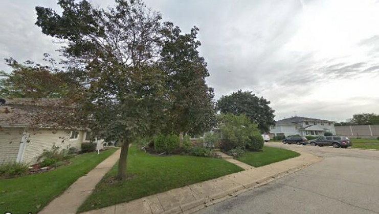 1515 sutter dr, hanover park, il 60133