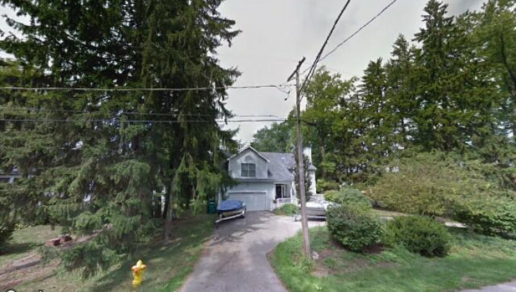104 gladys ave, fox river grove, il 60021