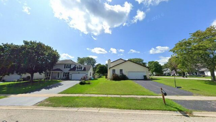 85 decker dr, cary, il 60013