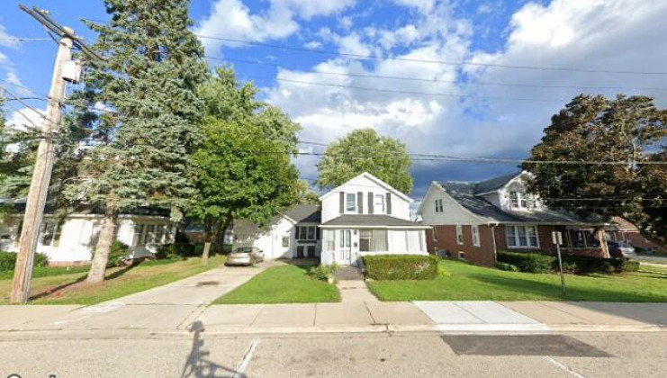 1308 court st, mchenry, il 60050