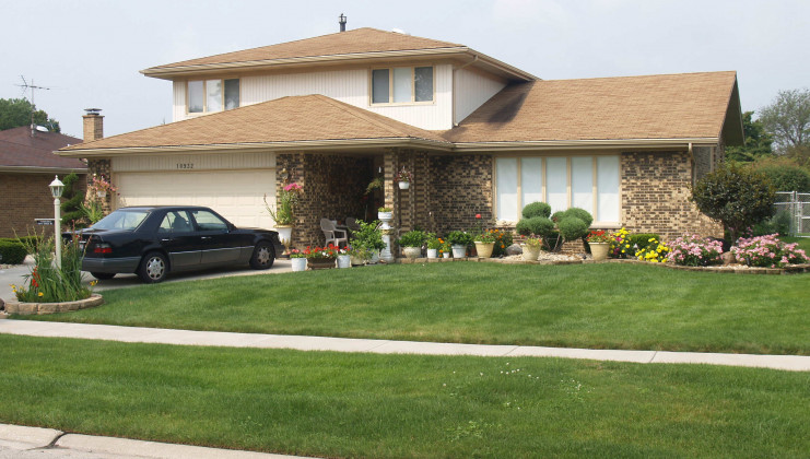 10932 circle dr, palos hills, il 60465