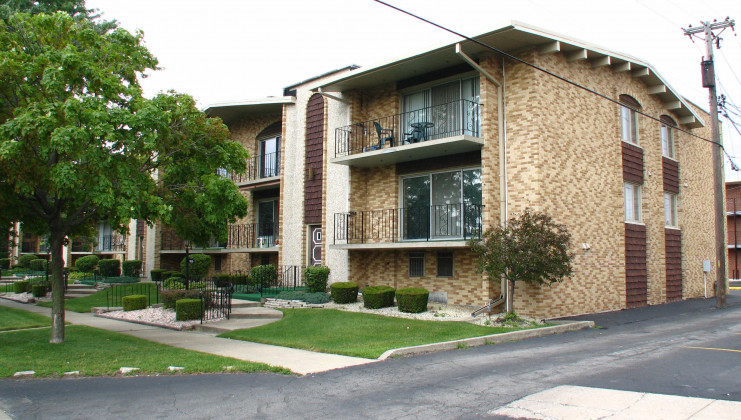 10219 s komensky ave apt 2d, oak lawn, il 60453